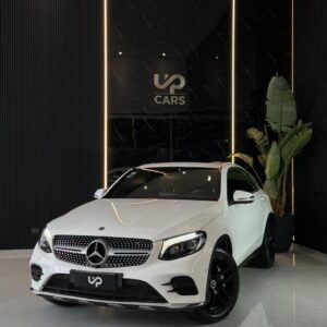 MERCEDES-BENZ GLC 300 COUPÉ AMG-LINE