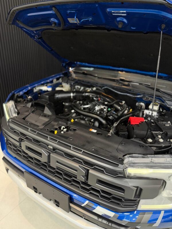 WhatsApp Image 2026-10-10 at 7.52.09 AM (1) FORD RANGER RAPTOR 3.0L V6 BITURBO GTDI 4X4 10AT