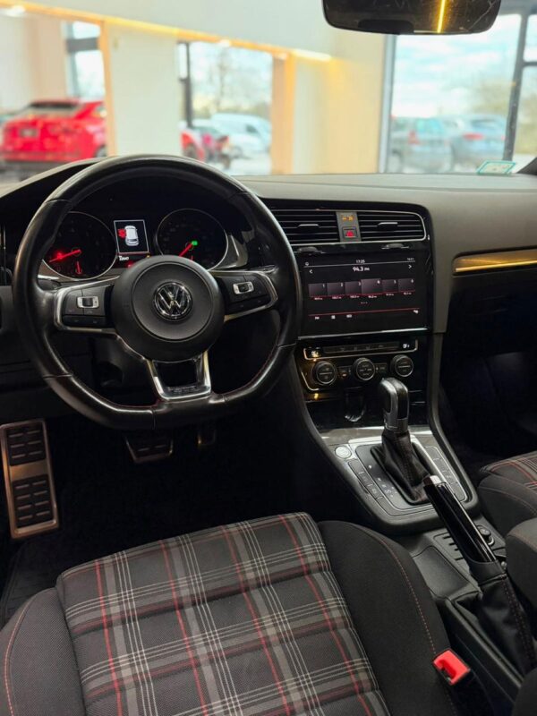 WhatsApp Image 2026-10-10 at 8.06.02 AM VOLKSWAGEN GOLF GTI 2.0 TSI DSG