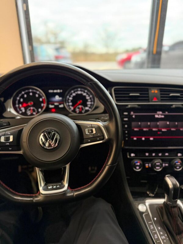 WhatsApp Image 2026-10-10 at 8.06.04 AM (1) VOLKSWAGEN GOLF GTI 2.0 TSI DSG