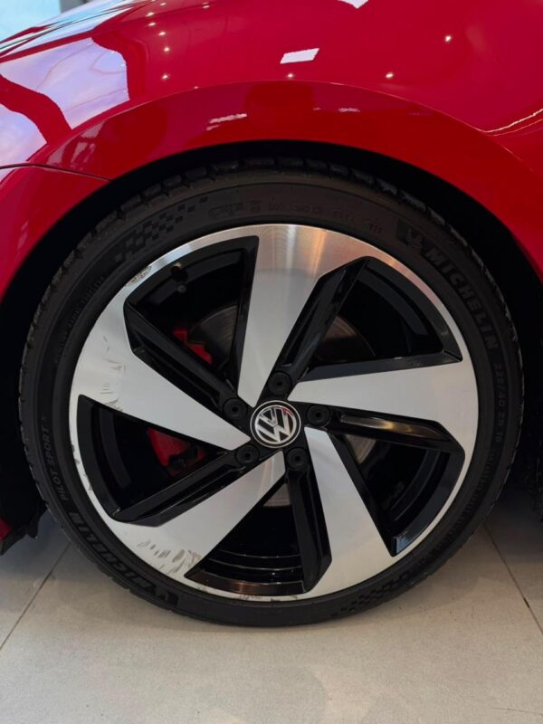 WhatsApp Image 2026-10-10 at 8.06.05 AM (2) VOLKSWAGEN GOLF GTI 2.0 TSI DSG