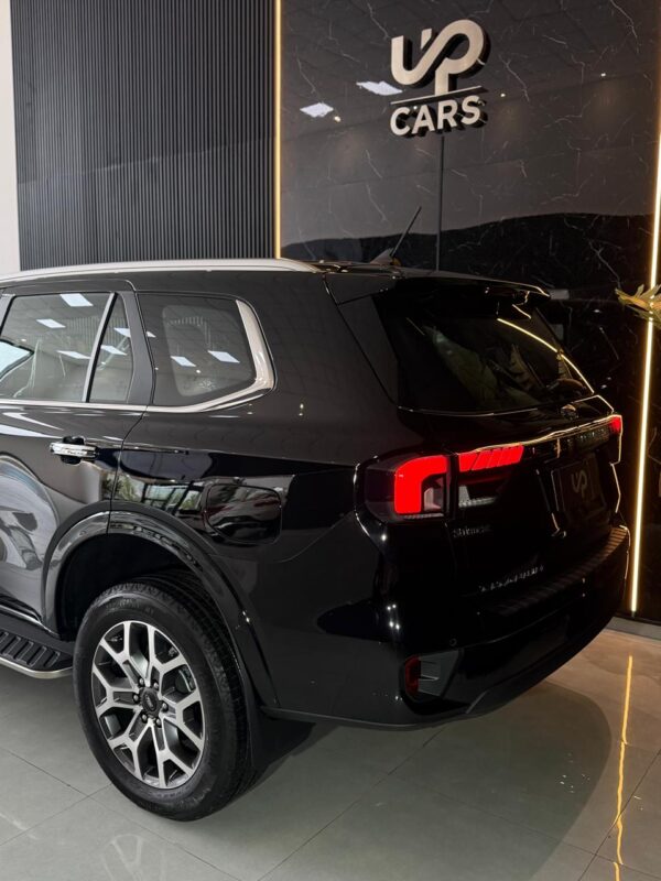 WhatsApp Image 2026-10-10 at 9.10.06 AM (2) FORD EVEREST TITANIUM 2.3L ECOBOOST 4X4 AT