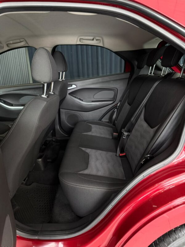 WhatsApp Image 2026-10-12 at 1.10.13 PM (1) FORD KA SEL 1.5L – 2016