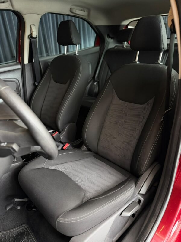 WhatsApp Image 2026-10-12 at 1.10.13 PM (2) FORD KA SEL 1.5L – 2016
