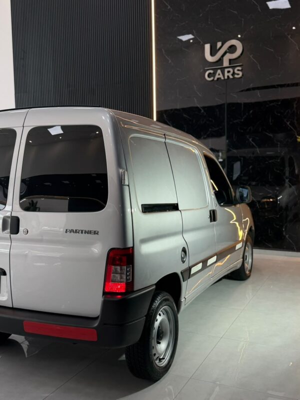 WhatsApp Image 2026-10-12 at 7.51.22 AM (1) PEUGEOT PARTNER CONFORT 1.6 HDI 92 AM22.5
