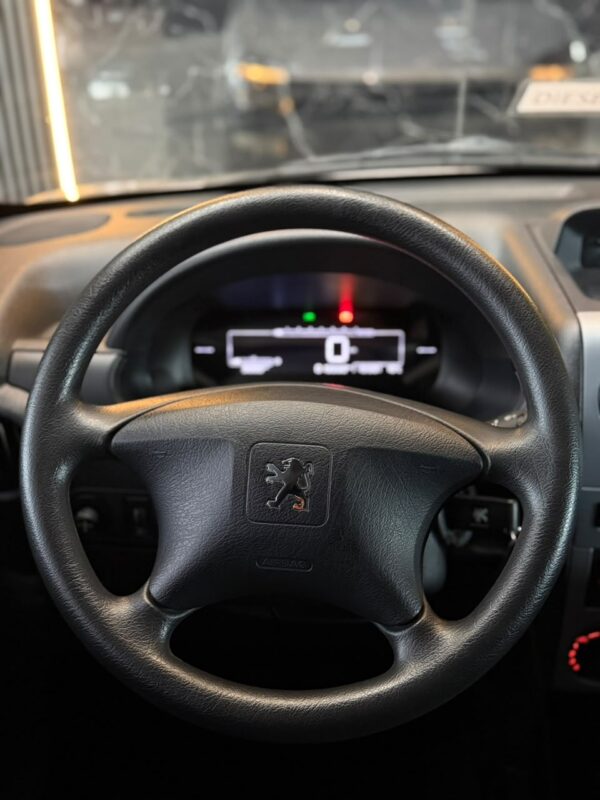 WhatsApp Image 2026-10-12 at 7.51.23 AM (1) PEUGEOT PARTNER CONFORT 1.6 HDI 92 AM22.5