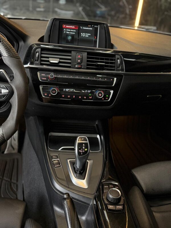 WhatsApp Image 2026-10-12 at 7.56.21 AM (1) BMW 220I COUPÉ SPORT LINE