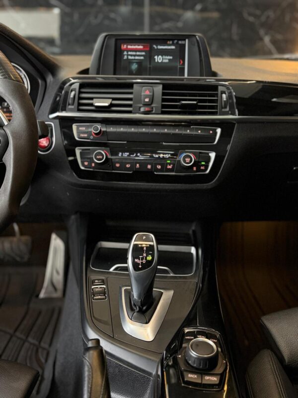 WhatsApp Image 2026-10-12 at 7.56.21 AM (2) BMW 220I COUPÉ SPORT LINE